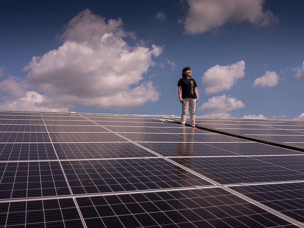 Solar Rooftop at Prapokklao Hospital in Thailand. © Roengchai Kongmuang / Greenpeace Solar Rooftop at Prapokklao Hospital in Thailand. © Roengchai Kongmuang / Greenpeace