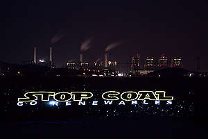 Light Paintings at Dangjin Coal Power Plants in Republic of Korea. © Jung Taekyong / Greenpeace
