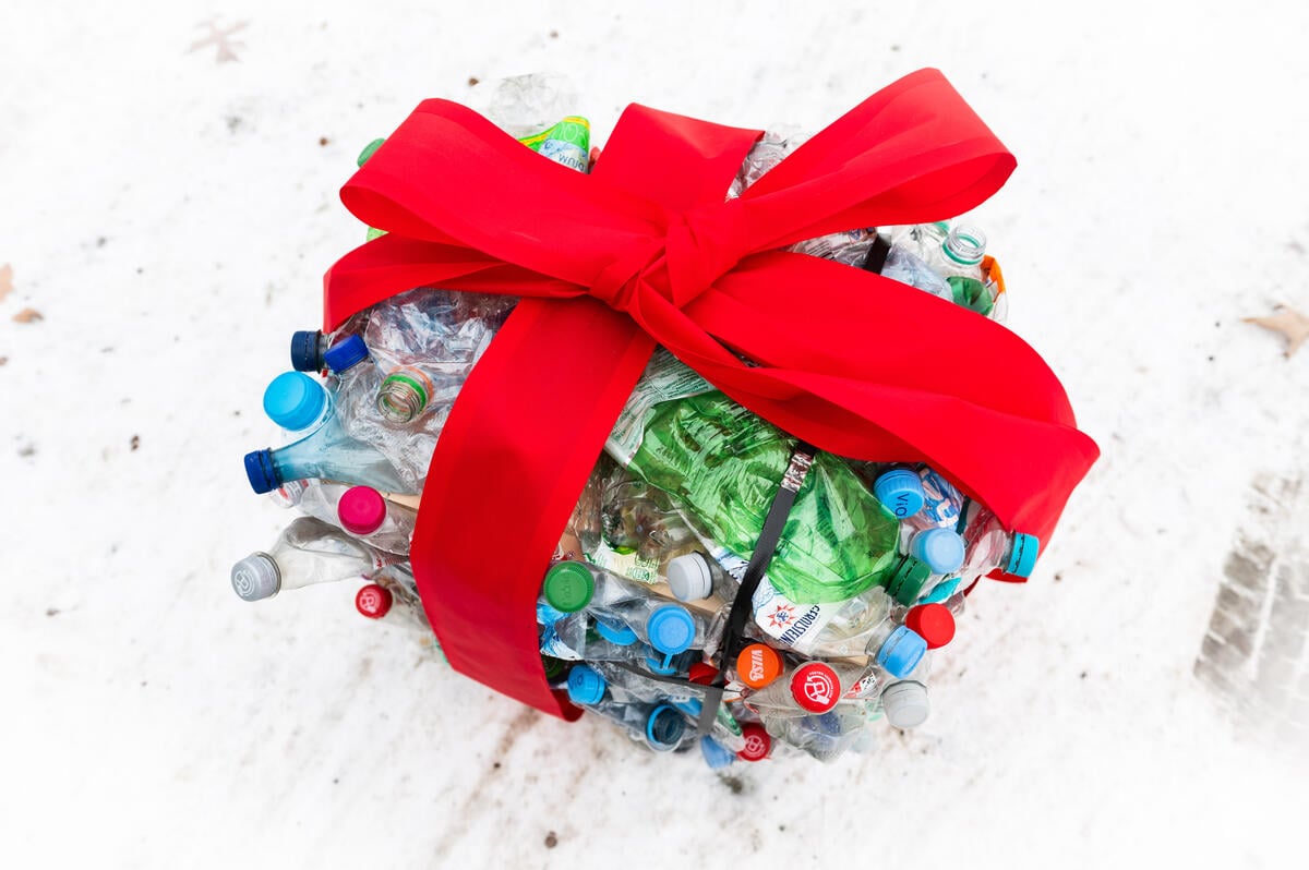 5 ways to disinvite plastic from your holidays