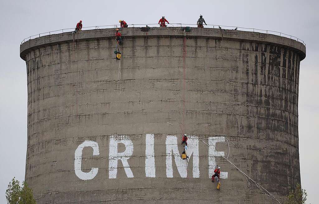 Protest at the Maritsa 3 Power Plant in Dimitrovgrad, Bulgaria Greenpeace activists painted the word ‘CRIME’ on a 50-metre high cooling tower at a power plant in Dimitrovgrad, Southeast Bulgaria, to protest its toxic impact on communities and the environment.
Activists from eight countries in Central and Eastern Europe are making their voice heard together as they protest for people’s right to clean air, a safe environment and a livable climate. They come from Bulgaria, Austria, Croatia, Czechia, Greece, Hungary, Poland and Romania.
The Maritsa 3 Power Plant resumed production in 2021 after three years on stand-by, as energy prices in Bulgaria rose, to profit from state-funded coal reserve subsidies. Now that the plant is running again, it's producing illegally high sulphur dioxide pollution, as well as particulate matter air pollution, which affects people’s health.