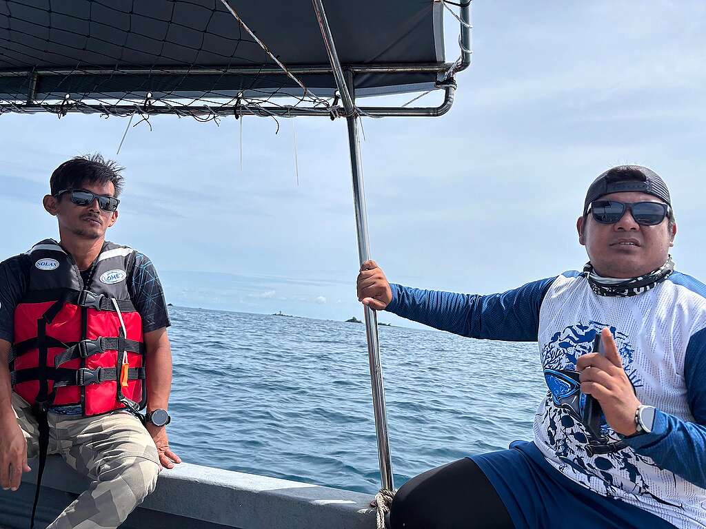 Yusof and Julfikar from Banggi Coral Conservation Society, two local community members working to conserve and restore corals in Banggi Island.