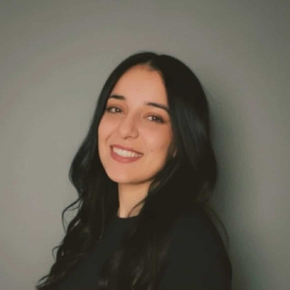 نسرين بنحمادي