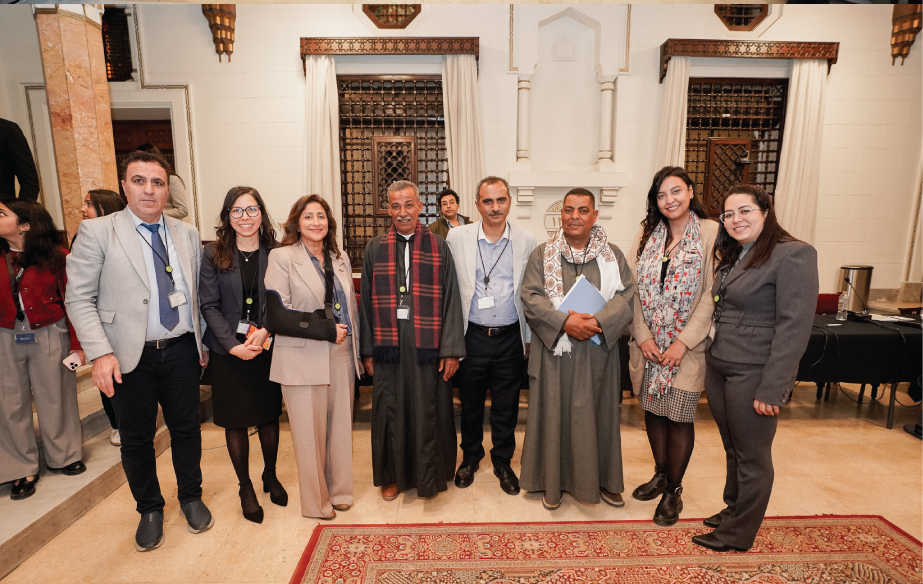 Group photo of participants and stakeholders attending the roundtable on decentralized renewable energy solutions in Egypt.