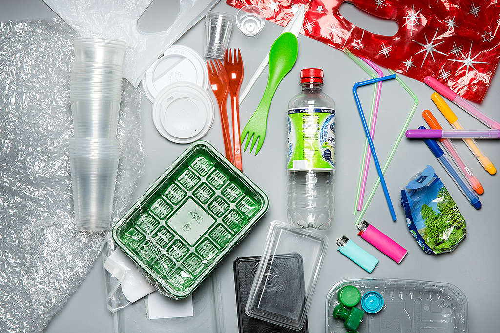 Product Shot of Plastic Items. © Fred Dott / Greenpeace