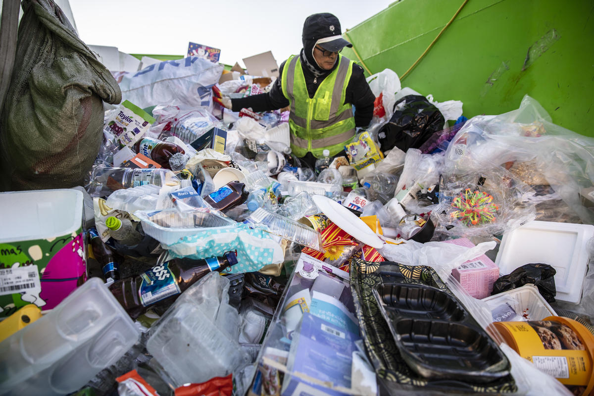 Bolsas de basura recicladas ¿Qué son y cómo se fabrican?