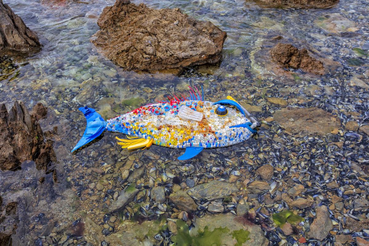 Büyükada Beach Clean-Up in Turkey. © Caner Ozkan / Greenpeace