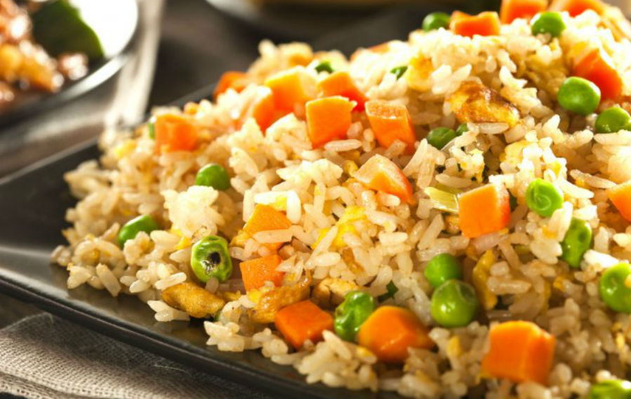 Arroz oriental vegetariano