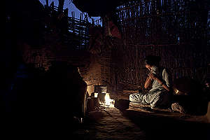 Woman Works in House in Maharashtra. © Sudhanshu Malhotra / Greenpeace