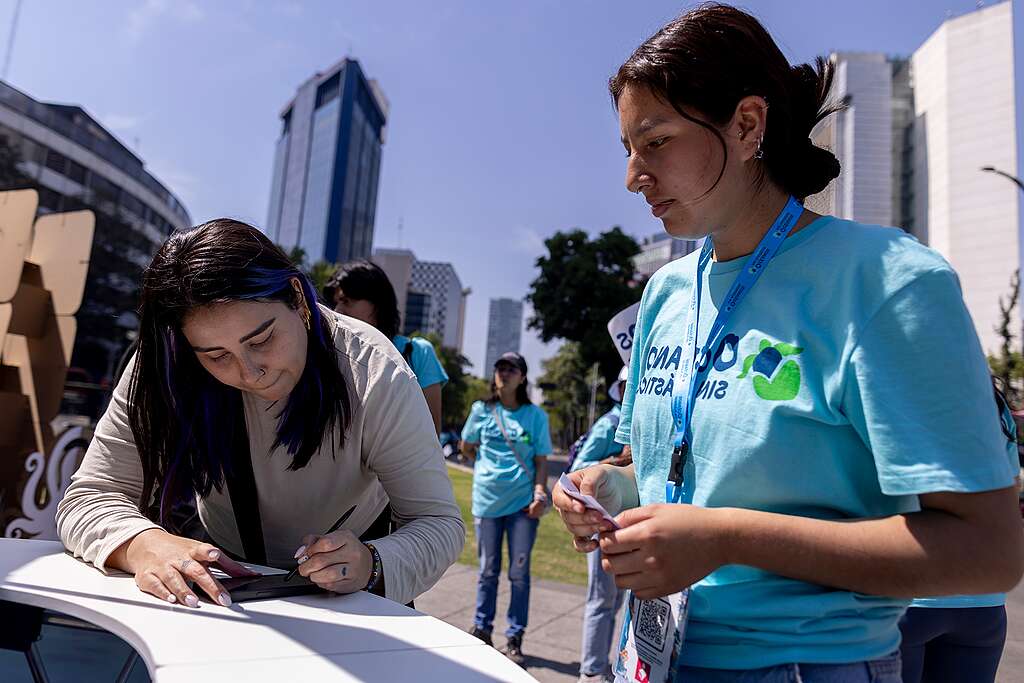 Lanzamiento de iniciativa ciudadana por Greenpeace México que busca cambiar la legislación mexicana para detener la contaminación plástica.