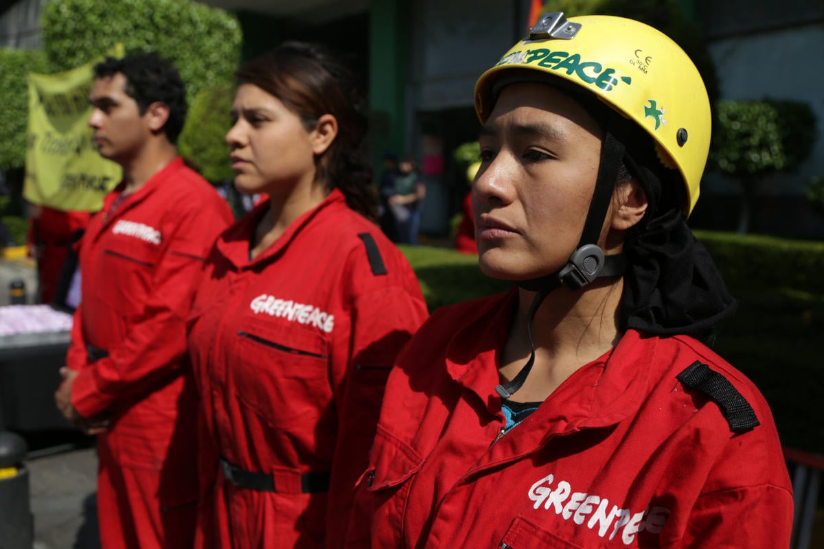Urban Revolution Action at SEMOVI in Mexico City. © Greenpeace