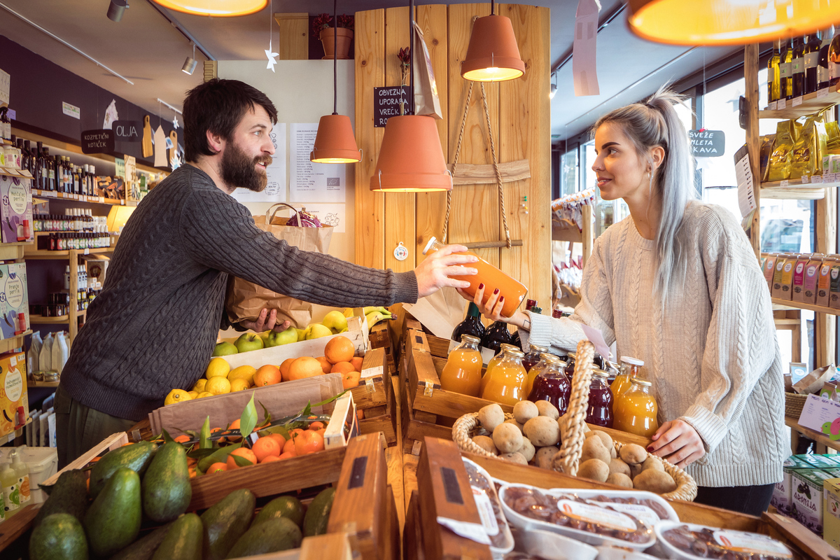 Vegetarian Aisle in Slovenia. © Mitja Kobal / Greenpeace Vegetarian Aisle in Slovenia. © Mitja Kobal / Greenpeace