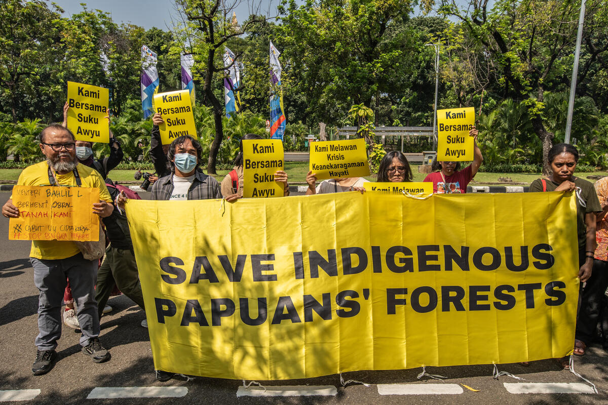 Indigenous People’s Community Visit Supreme Court  In Jakarta. © Jurnasyanto Sukarno / Greenpeace