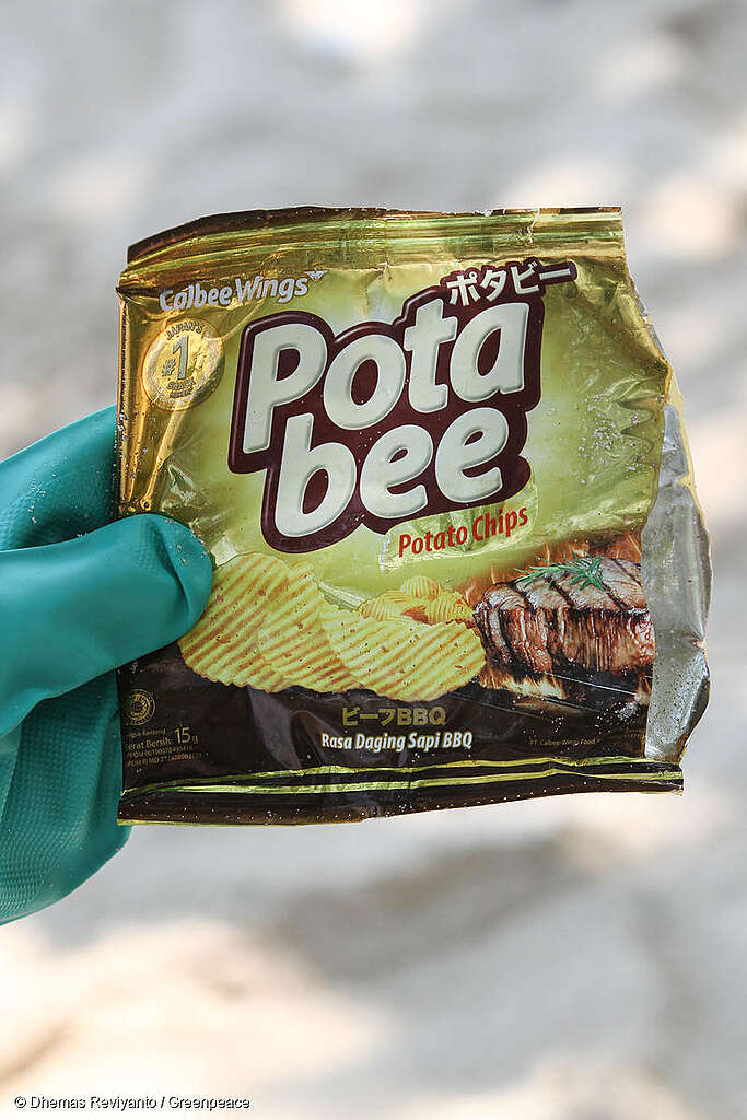 Residuos plásticos de frituras "Pota bee". Residuos plásticos de frituras "Pota bee".
