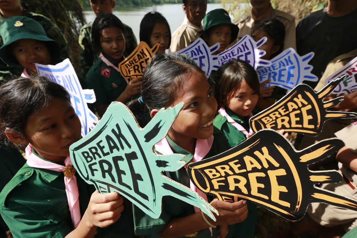 Thai Communities Join Global Break Free Activities against Fossil Fuels. © Roengrit Kongmuang / Greenpeace Thai Communities Join Global Break Free Activities against Fossil Fuels. © Roengrit Kongmuang / Greenpeace