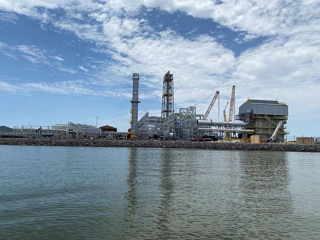 Foto 03 Megaplanta vista desde Bahía