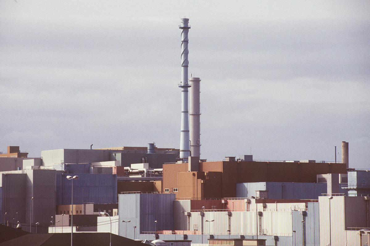 Reprocessing Plant La Hague. © Fred Dott / Greenpeace