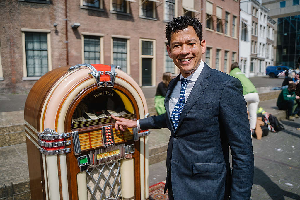 Raoul Boucke van D66 kiest een protestnummer voor het klimaat.
