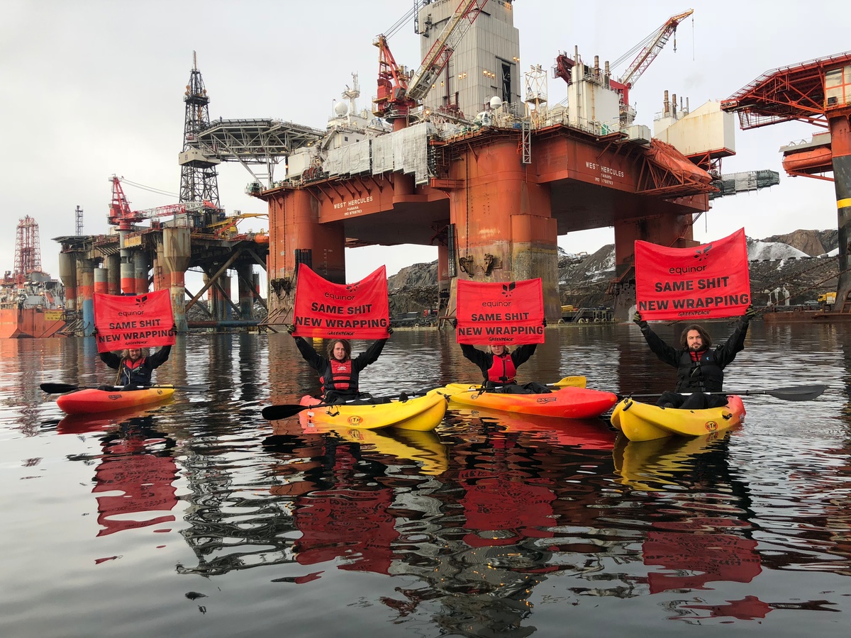 Protest against Arctic Oil at Statoil Commissioned Rig in Norway. © Greenpeace