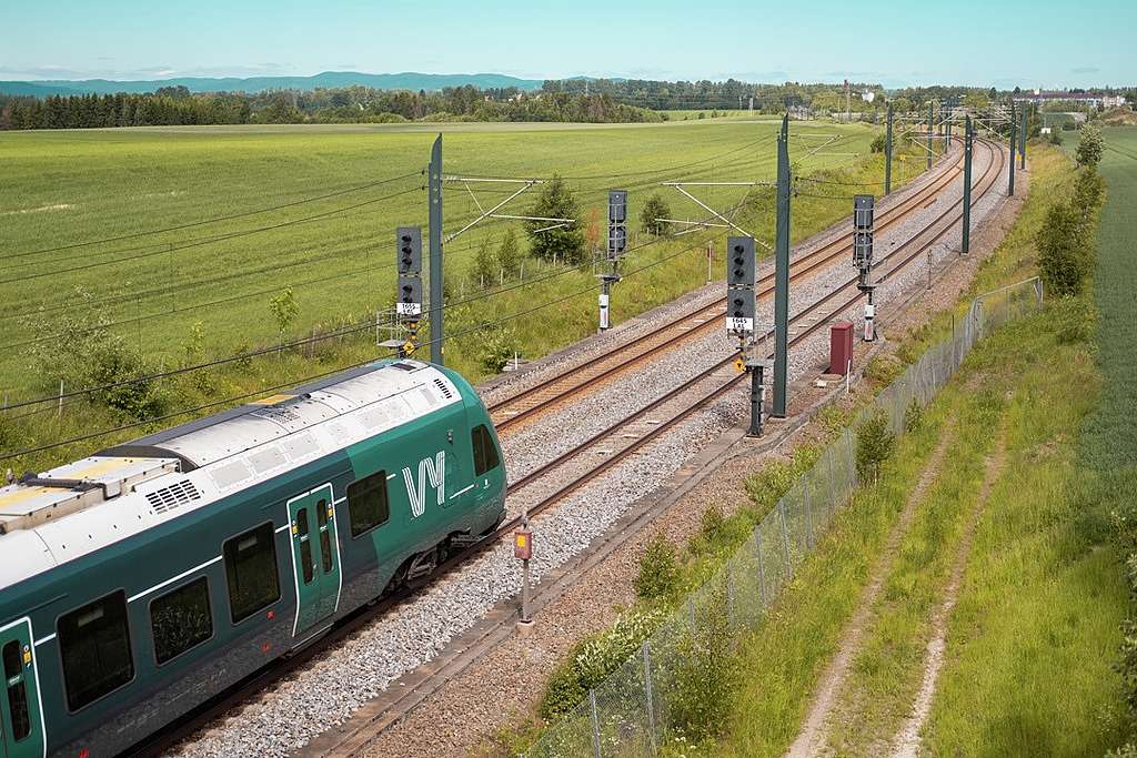 Vy-tog på Gardermobanen. Foto: Mads Kristiansen/Vy