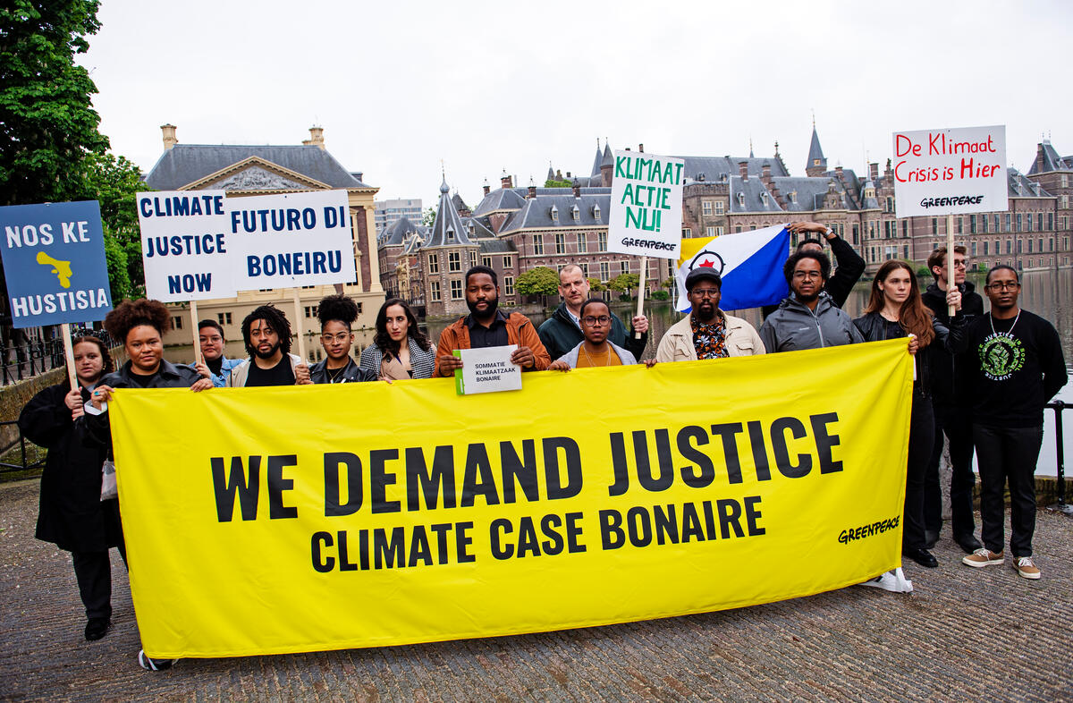 Bonaire Climate Legal Case Launch in The Hague. © Marten  van Dijl / Greenpeace