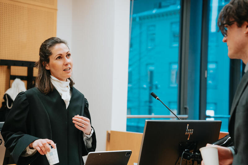 Miljøorganisasjonenes advokat, Jenny Sandvig, i Oslo tingrett under behandlingen av det nye klimasøksmålet.