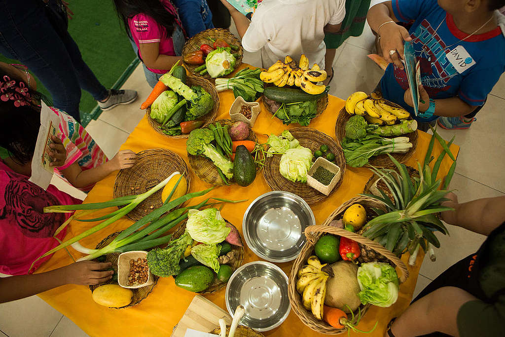 Children's Book Launch in Manila. © Geric Cruz / Greenpeace