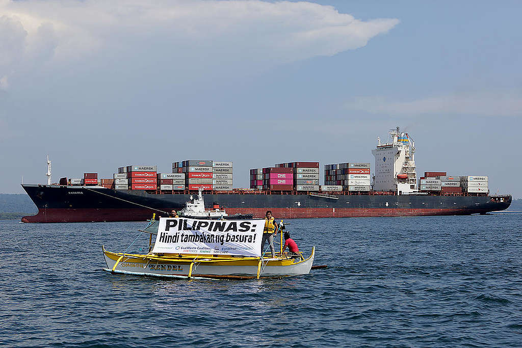 Canadian Waste Shipped Back to Canada in the Philippines. © Greenpeace Canadian Waste Shipped Back to Canada in the Philippines. © Greenpeace