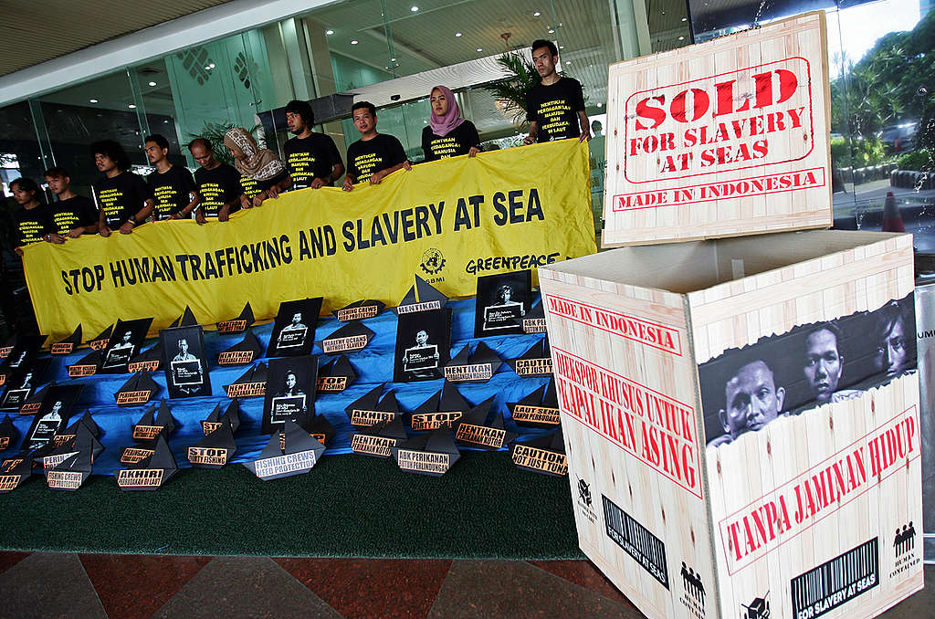 Slavery at Sea Protest in Jakarta. © Jurnasyanto Sukarno / Greenpeace