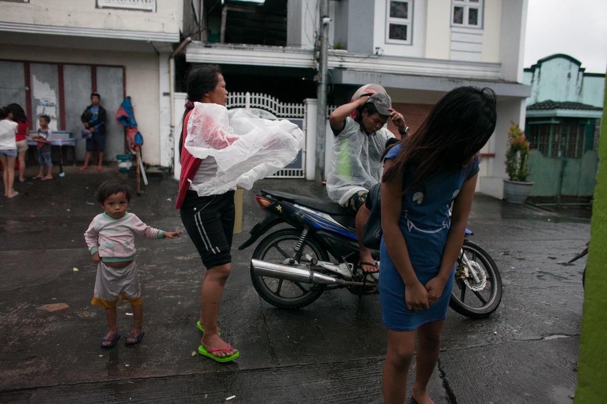 Typhoon Kammuri In The Philippines. © Basilio H. Sepe / Greenpeace Typhoon Kammuri In The Philippines. © Basilio H. Sepe / Greenpeace