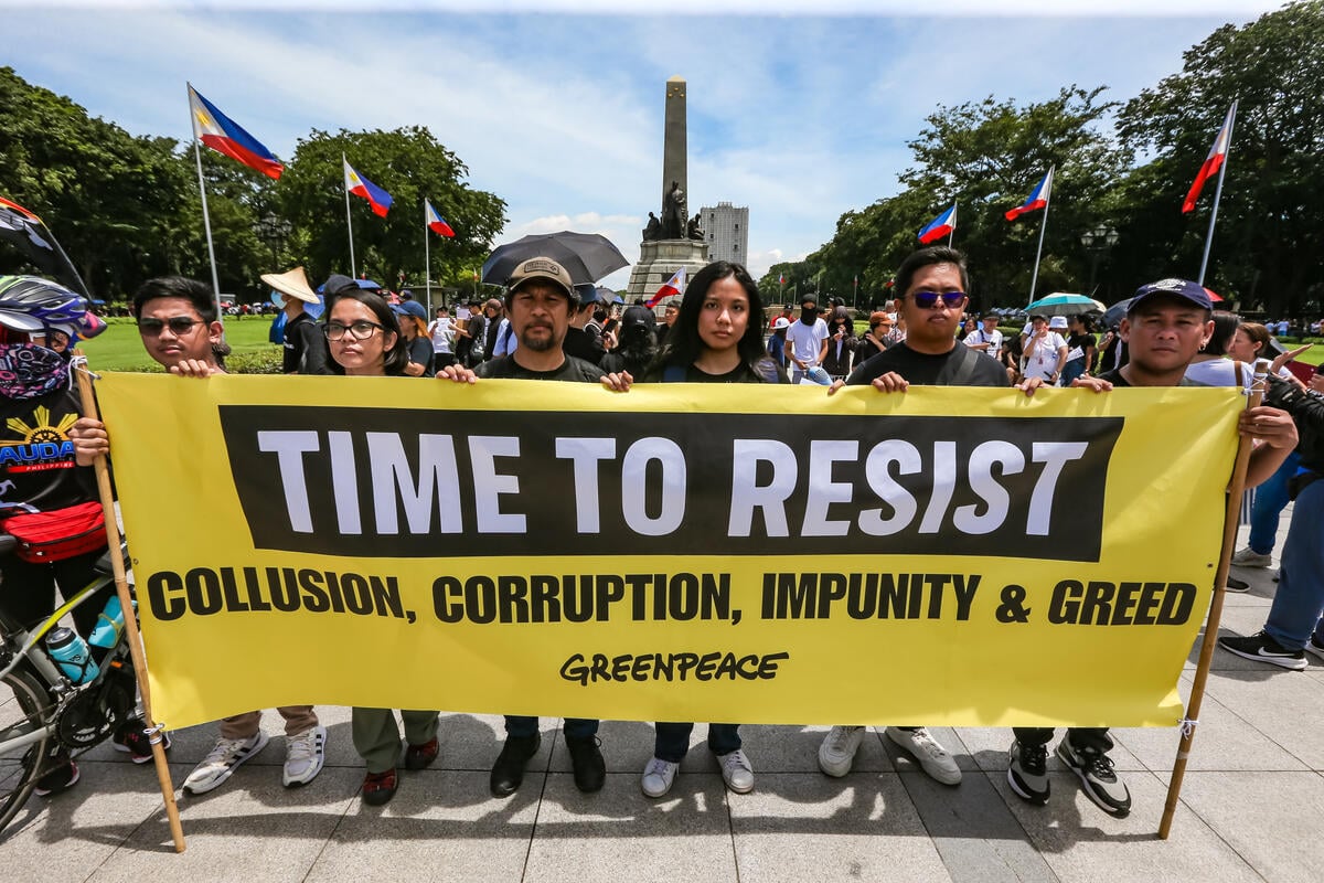 People’s Protests against Corruption, Impunity and Greed in Manila. © Leo Sabangan / Greenpeace People’s Protests against Corruption, Impunity and Greed in Manila. © Leo Sabangan / Greenpeace