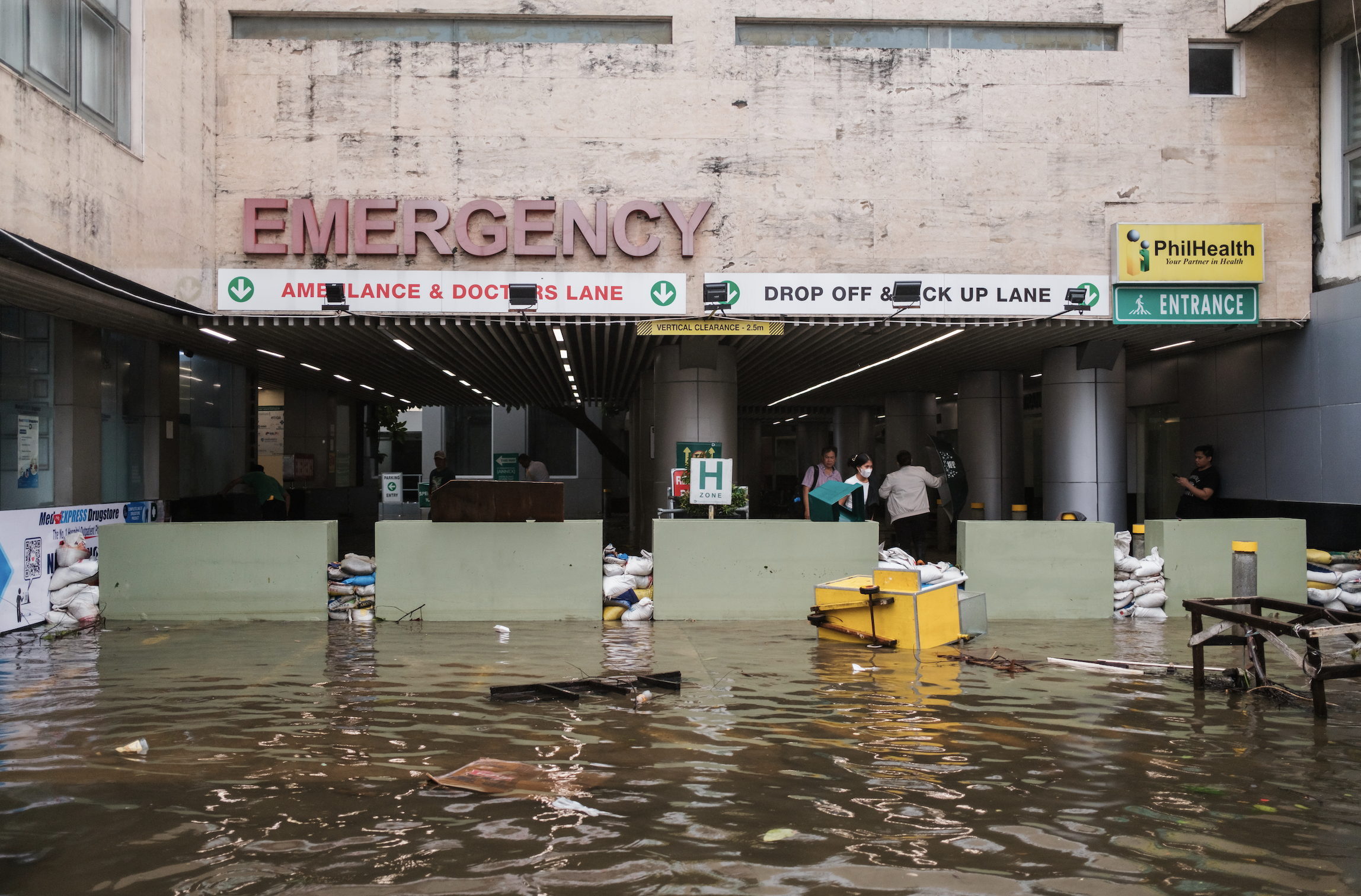 Typhoon Uwan underscores urgent call for climate justice as COP30 opens – Greenpeace