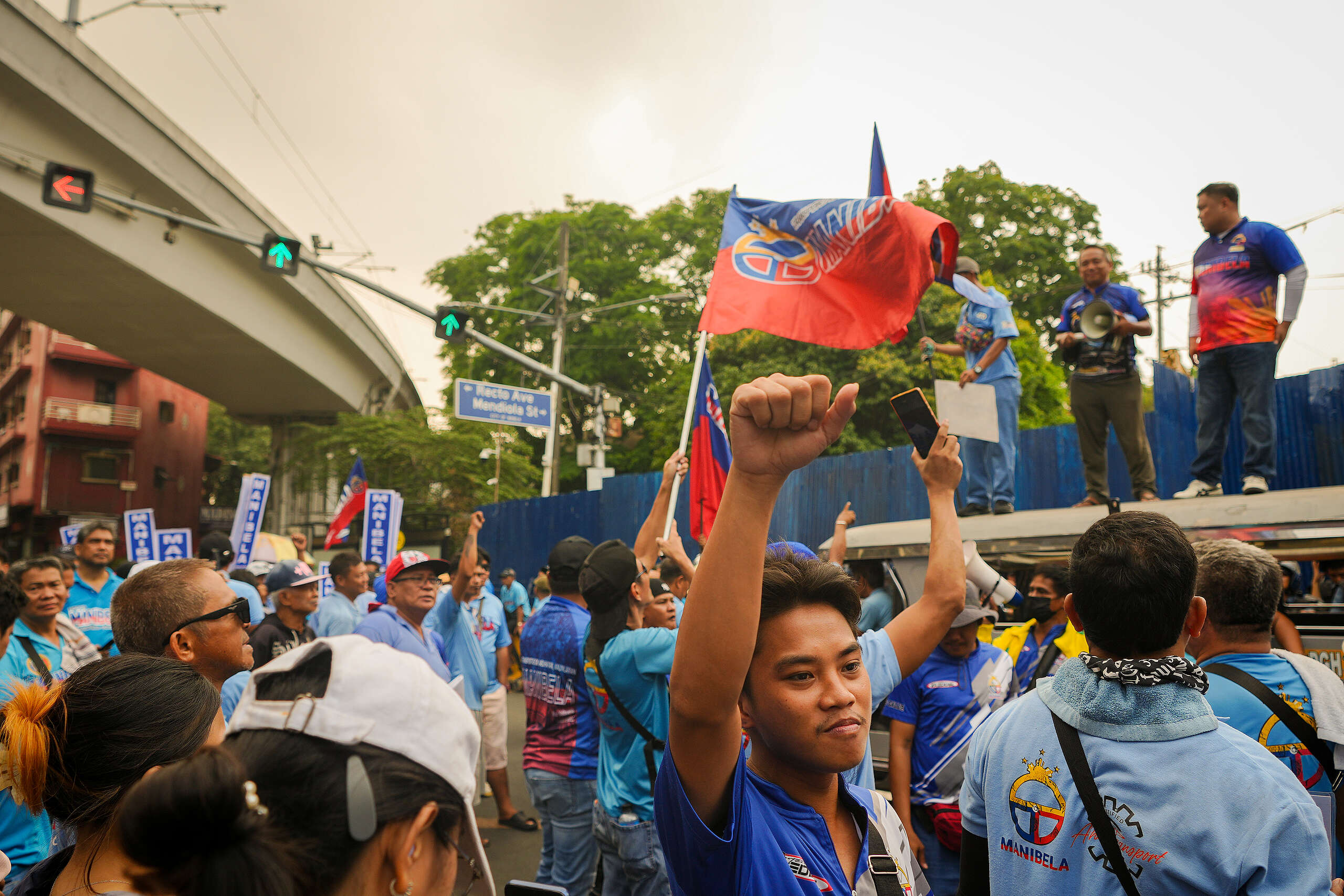 Ang Dito at Doon, Magkakaugnay