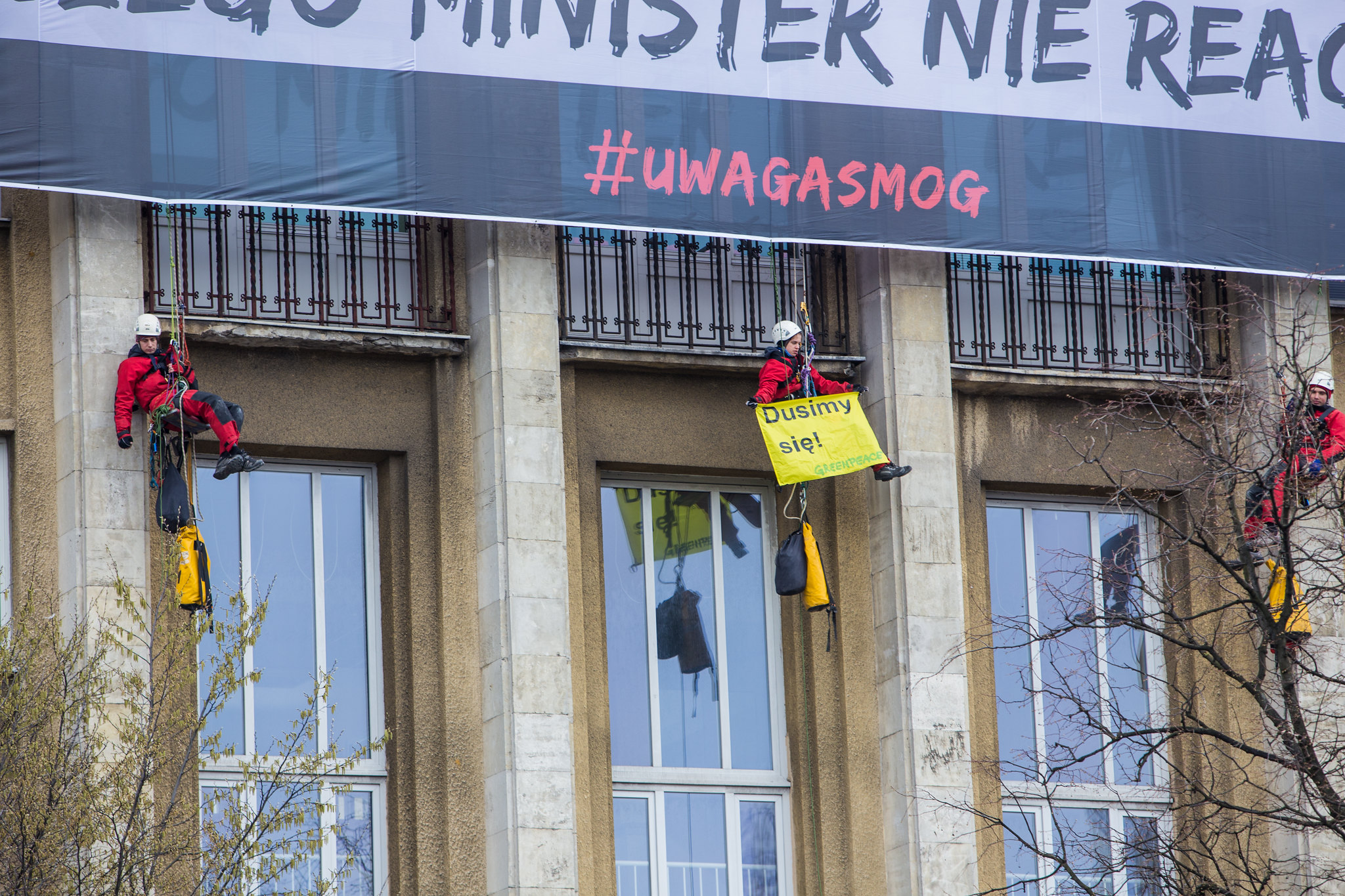 #UwagaSmog - protest na Ministerstwie Środowiska