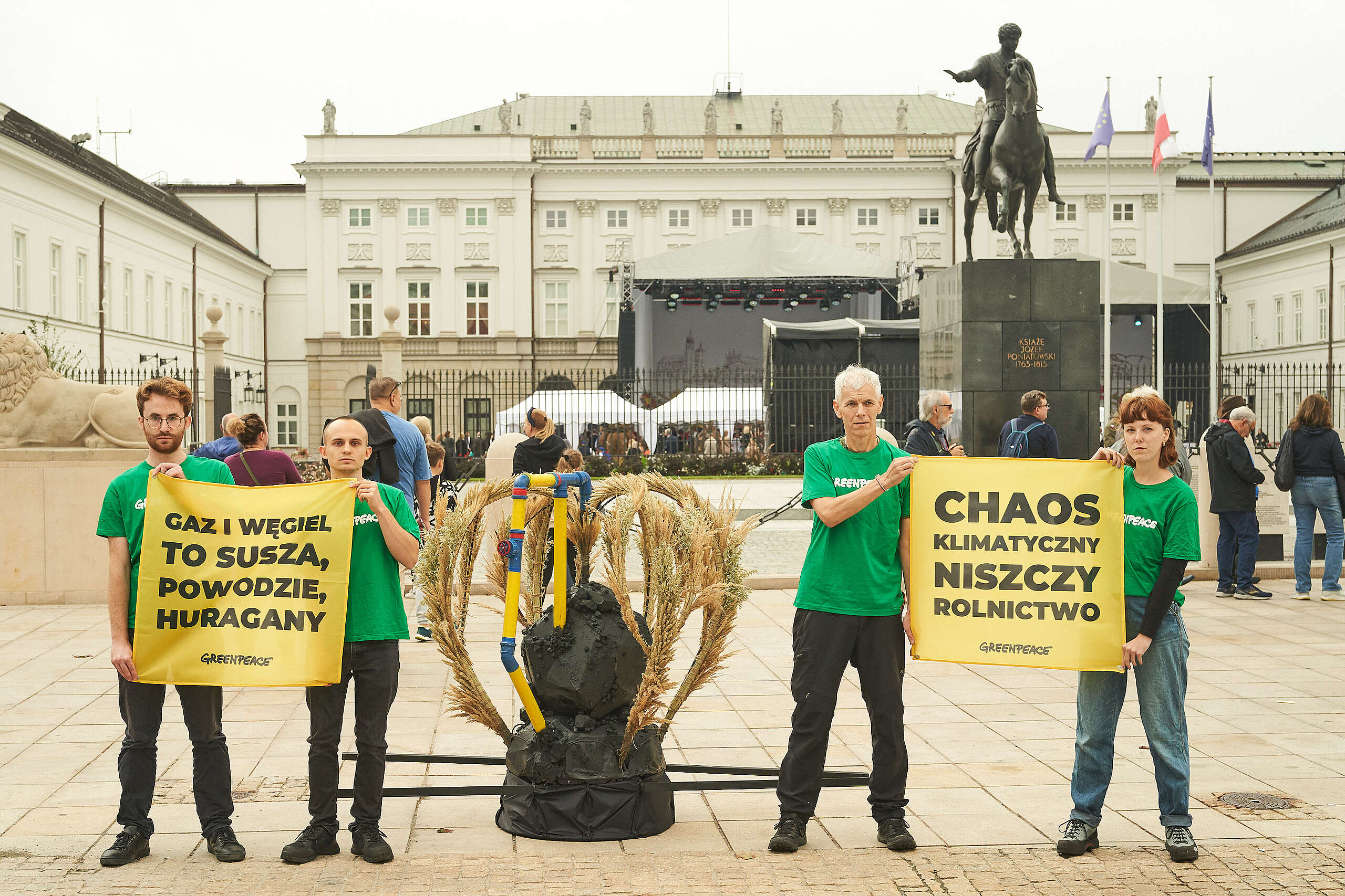 Wieniec od Greenpeace na Dożynki Prezydenckie 2024 Wieniec od Greenpeace na Dożynki Prezydenckie 2024