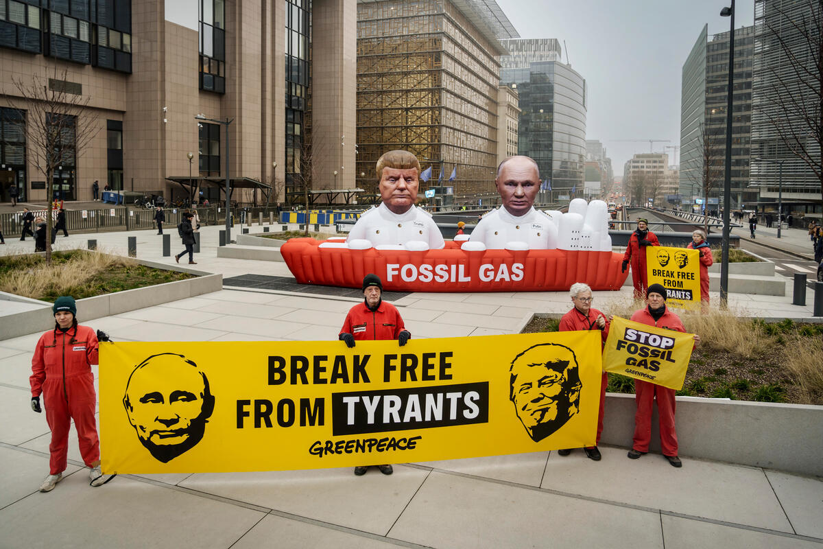 Mobilisation for Europe’s Energy Independence in Brussels. © Eric De Mildt / Greenpeace
