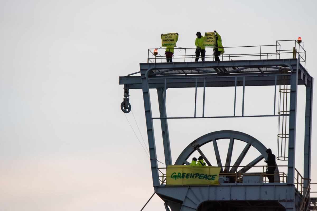  Action at Coal Mine in Nováky Slovakia. © Tomas Halasz / Greenpeace