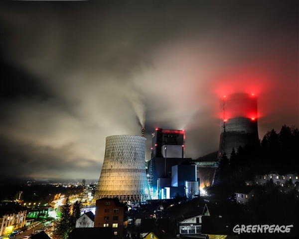 TEŠ6. (c) Kralj / Greenpeace.