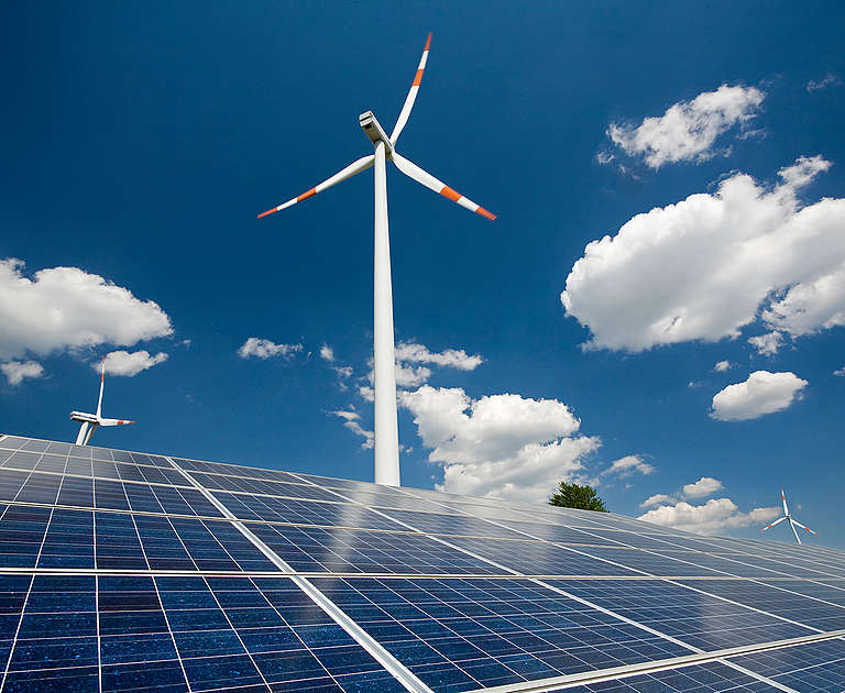 Renewable Energy Farm in Germany. © Paul Langrock / Zenit / Greenpeace