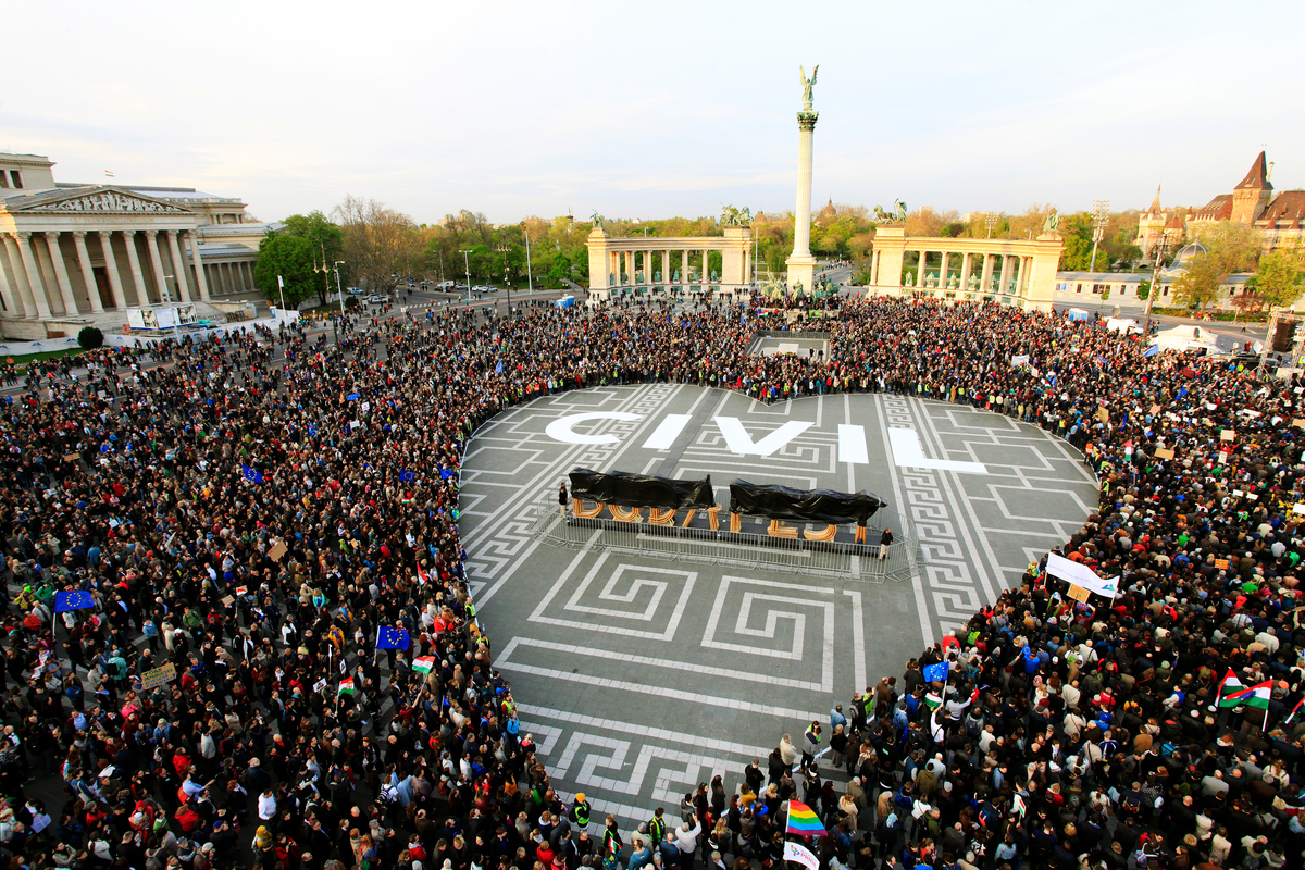 Heroes’ Veto, pro-NGO Protest in Budapest. © Bence Jardany