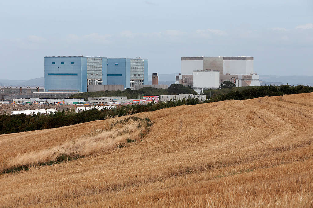 Hinkley Point Nuclear Power Station in UK. © Jiri Rezac / Greenpeace Hinkley Point Nuclear Power Station in UK. © Jiri Rezac / Greenpeace