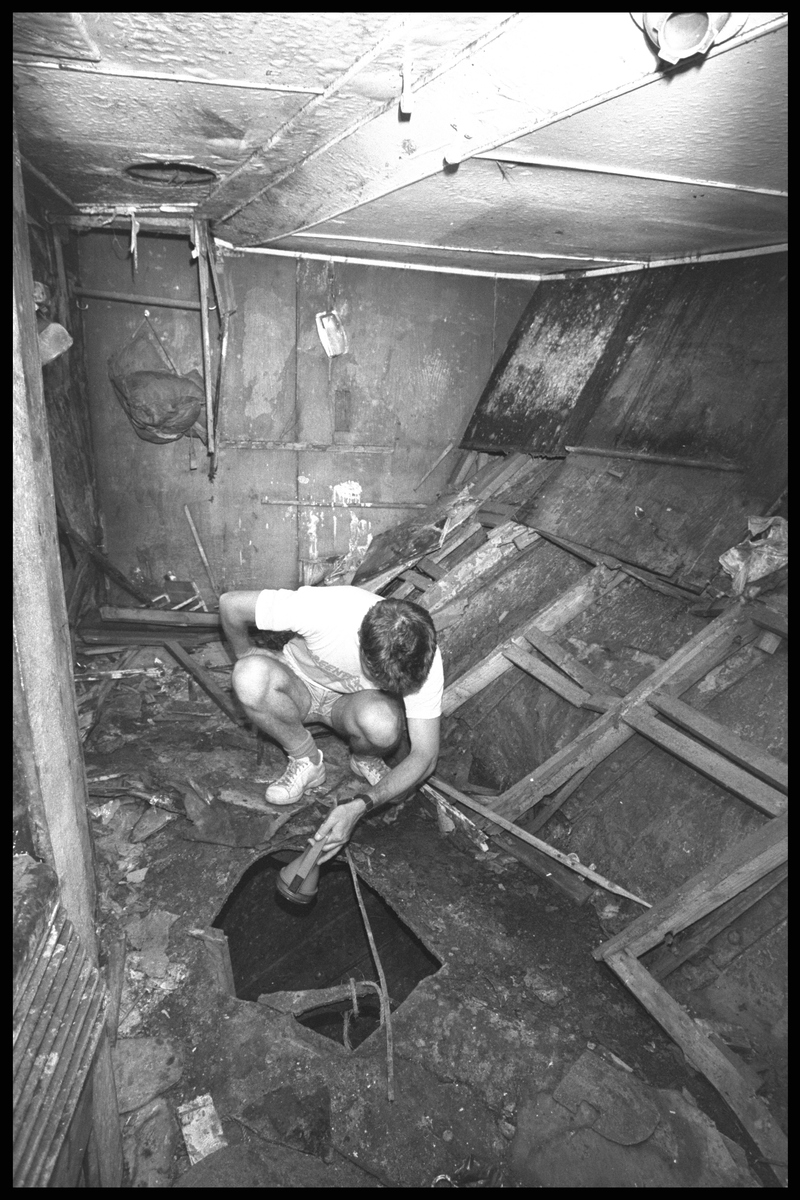 Rainbow Warrior After Bombing. © Greenpeace / Pierre Gleizes
