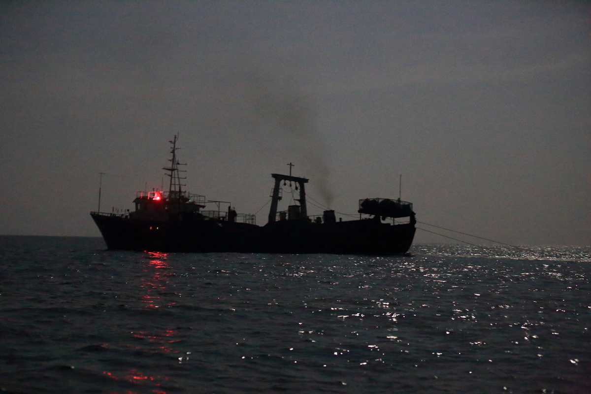 Fishing Inside the 20 Meter Isobath Zone in Guinea. © Jiri Rezac / Greenpeace