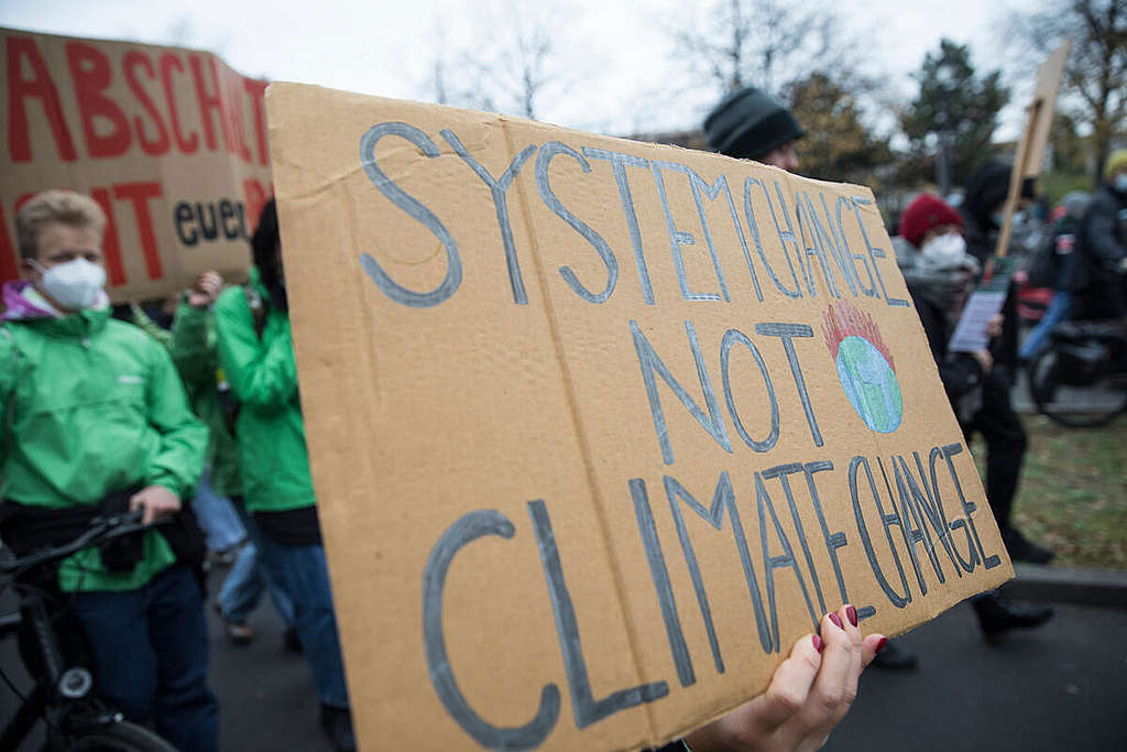 2nd Climate Strike 2021 in Berlin. © Sina Niemeyer / Greenpeace 2nd Climate Strike 2021 in Berlin. © Sina Niemeyer / Greenpeace