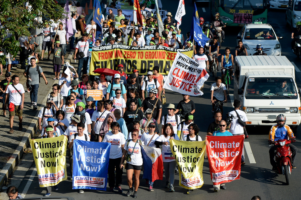Climate Walk in Manila. © Nathaniel Garcia / Greenpeace