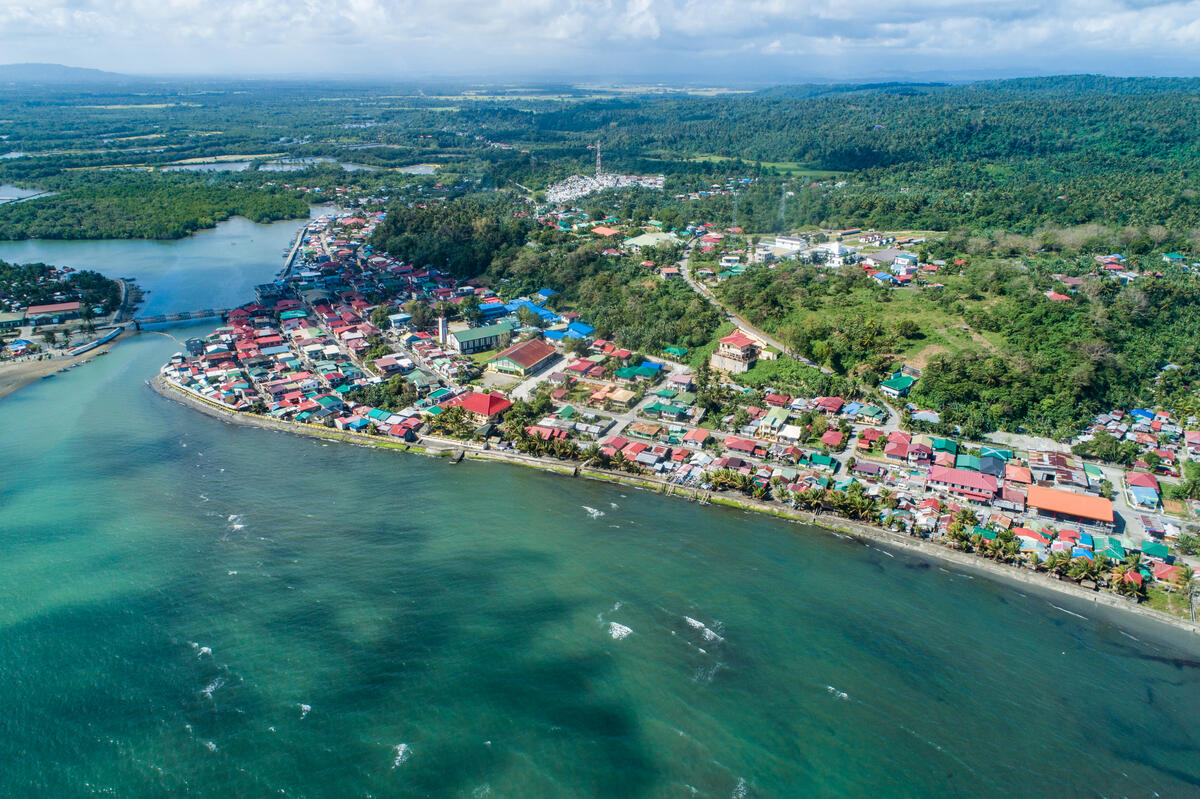 Aerial View of Oil Spill in Oriental Mindoro, the Philippines. © Noel Guevara / Greenpeace