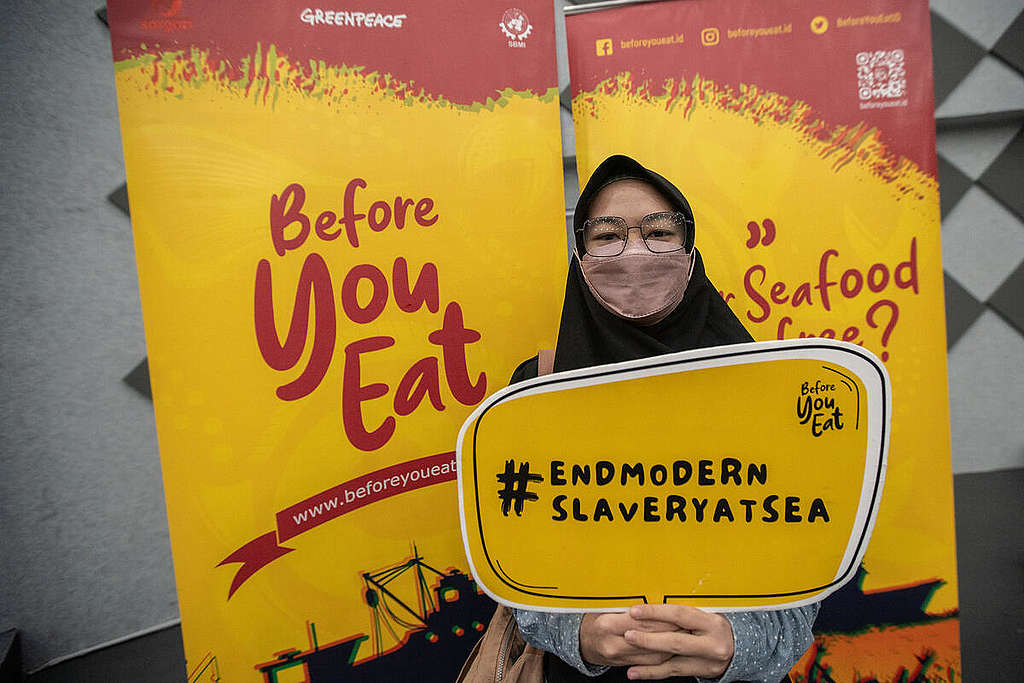 Movie Screening BYE in MBloc, Jakarta. © Jurnasyanto Sukarno / Greenpeace