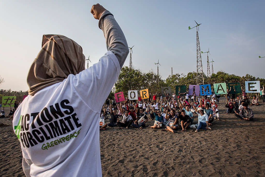 'Actions for Climate' Global Day of Action in Indonesia. © Ulet Ifansasti / Greenpeace