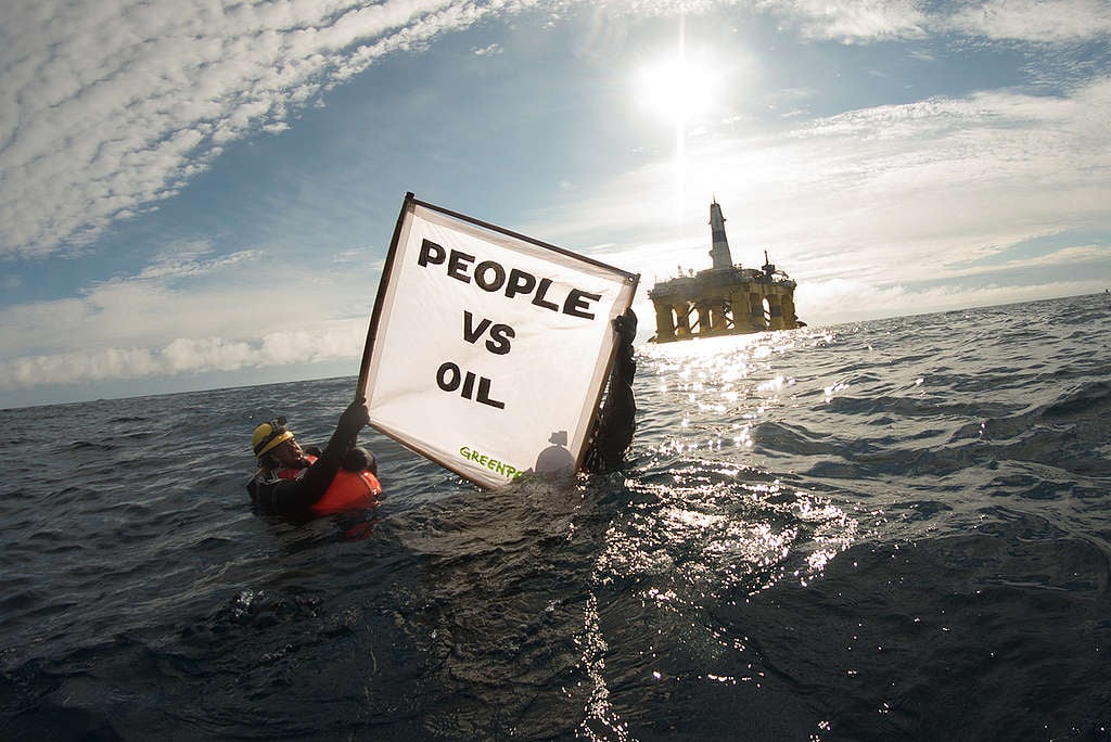 Action against Shell's Oil Rig in the Pacific Ocean. © Greenpeace / Keri Coles