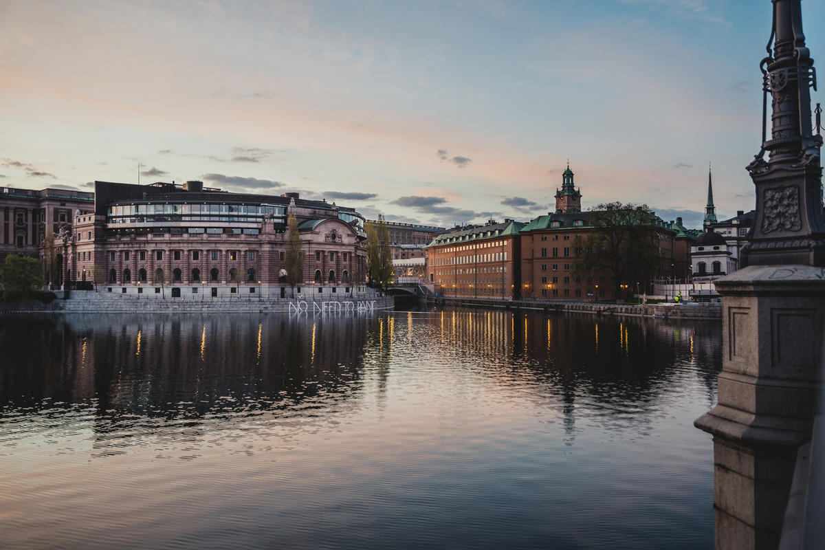 No Need to Panic Activity at Swedish Parliament. © Jana Eriksson / Greenpeace