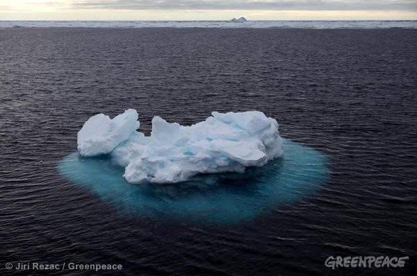 北極海冰消融